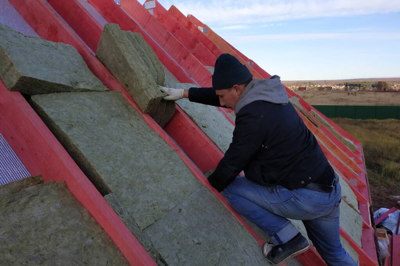 Is sarking required under metal roof